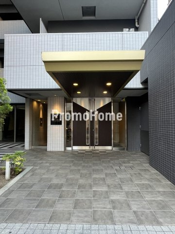 ファインアドレス新御徒町のエントランス