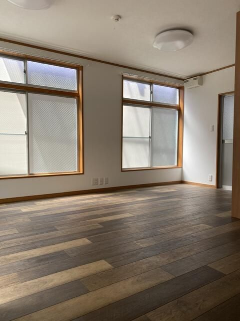 上十条ロイヤルハイツのその他