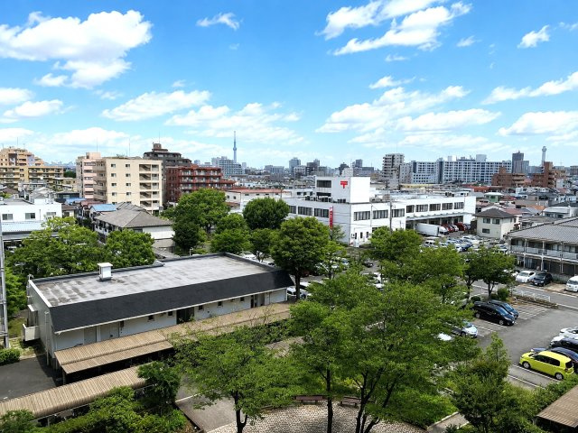 宇喜田ホームズの展望|遠くまで見渡せる開放的な眺望。四季や空の表情を暮らしの中で楽しめる住まいです。