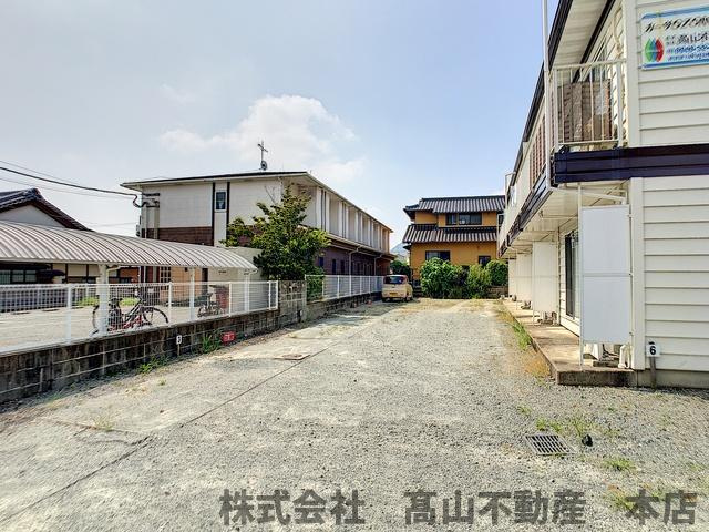 カーサＯＺＯＮＯ　Aの駐車場