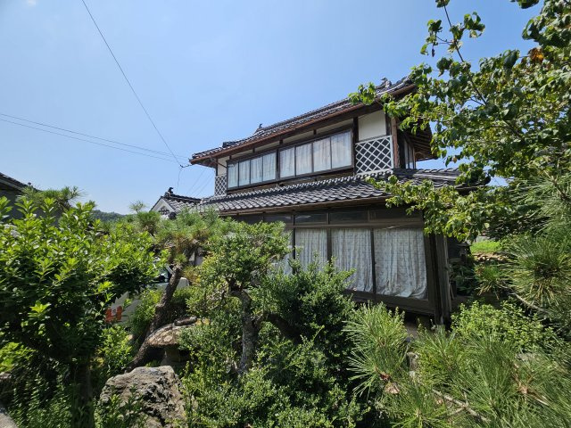 八頭郡八頭町篠波中古戸建ての画像