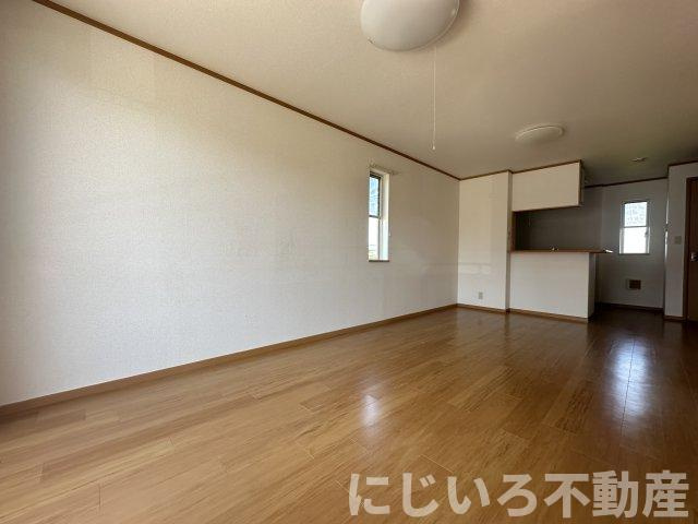 グランベルジュBの居間・リビング