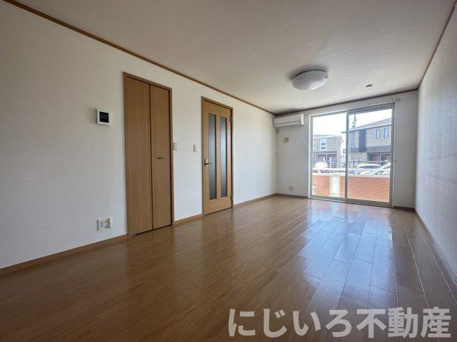 グランベルジュBの寝室