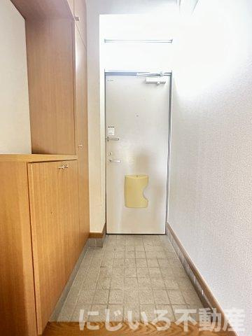カサモデルナⅠの玄関