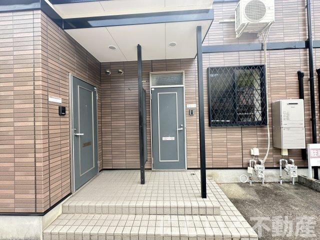 カサモデルナⅠのエントランス
