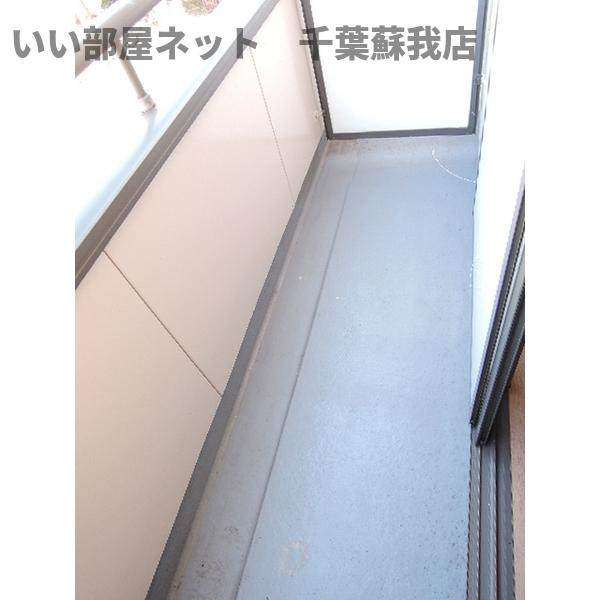 メゾン プランドールのバルコニー|お洗濯にも便利なバルコニー付き