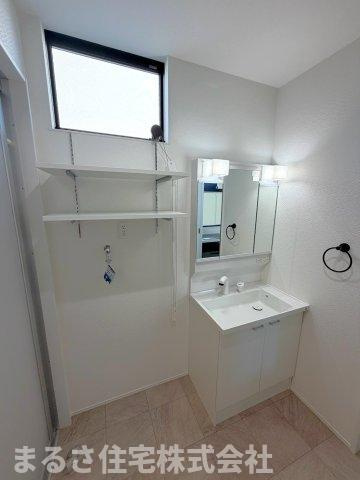 恒久2丁目　新築戸建ての独立洗面台