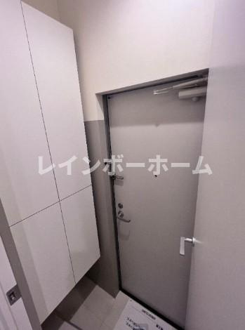 スヴァートブルンの玄関