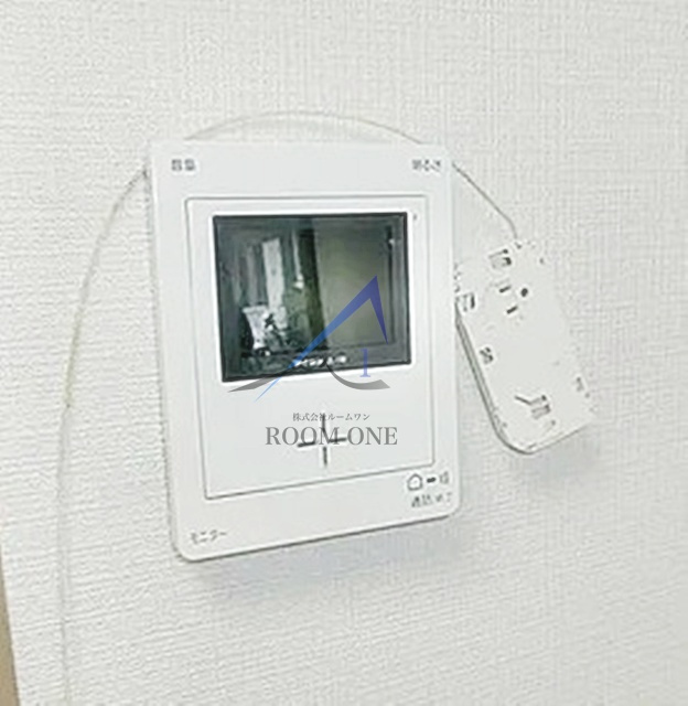 メゾンウィンのセキュリティ|モニター付きインターホンです。
