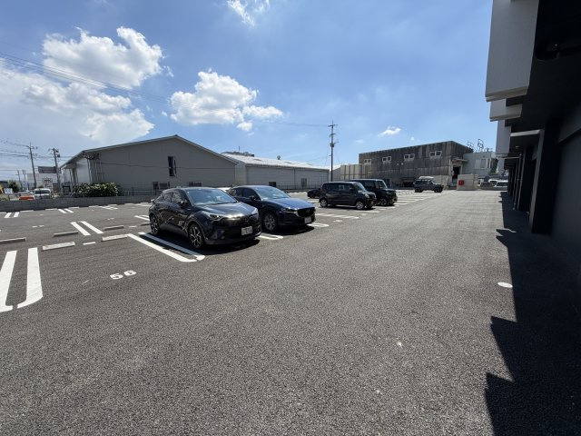 LIBTH菊陽Ⅱの駐車場