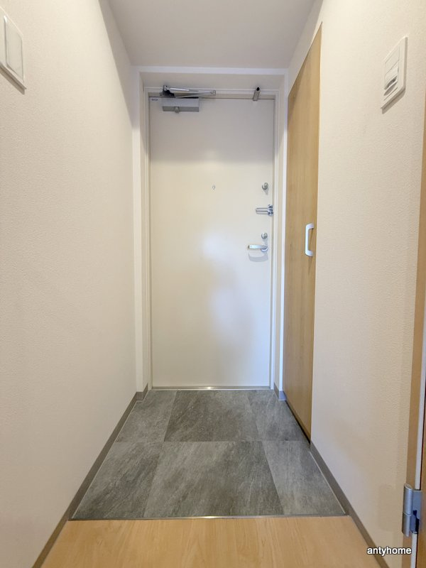 ArtizA瓦屋町Ⅱ　仲介手数料無料の玄関