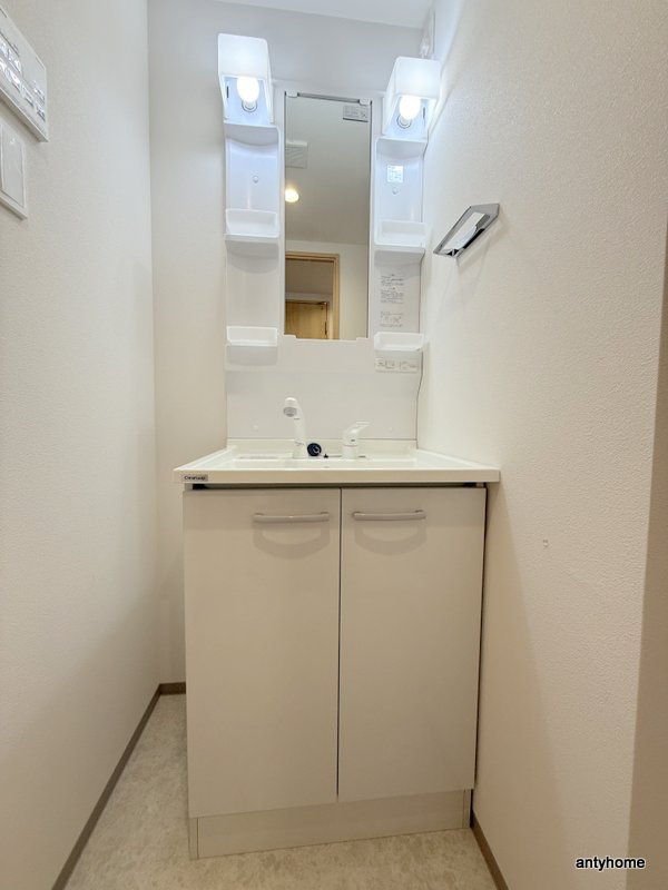 ArtizA瓦屋町Ⅱ　仲介手数料無料の洗面所