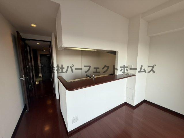 ファインフラッツ牧野駅前イーストプラザの居間・リビング|使いやすい居間です
