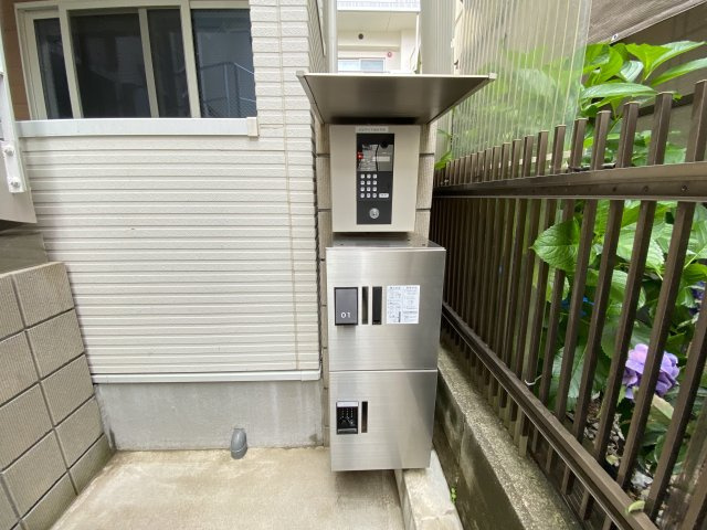メルディアみのり台 のエントランス
