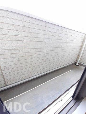 徳島市北田宮４丁目のアパートのバルコニー