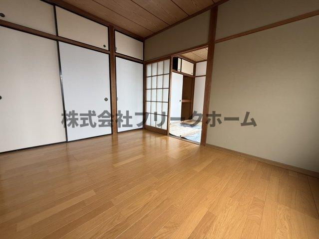 カーサ井上の洋室