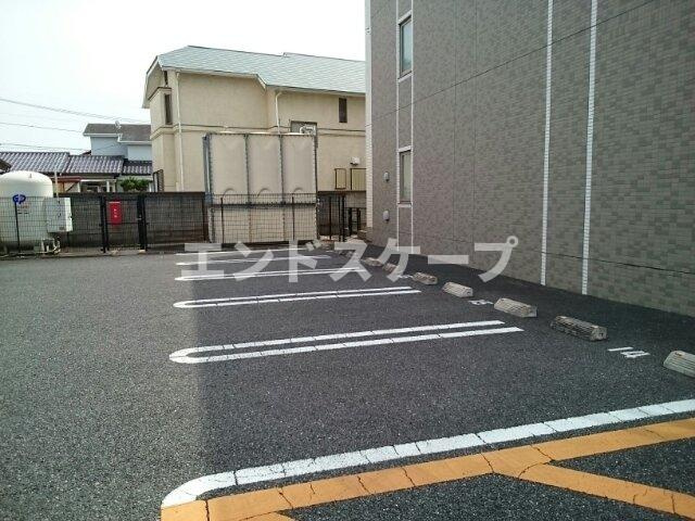ヴァンベールの駐車場|高崎、前橋のお部屋探しはエンドスケープまで！お客様の理想お聞かせ下さい♪