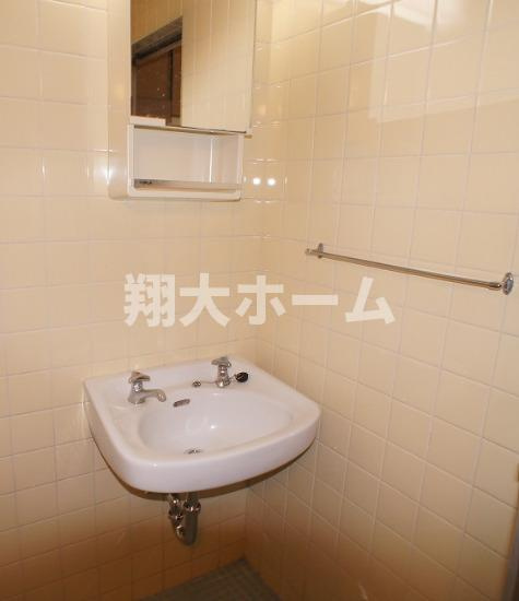 日の本ビルの洗面所