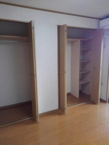 サンヒルズの収納