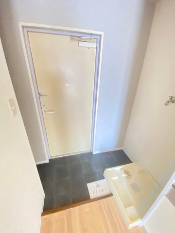 アネックス西村の玄関