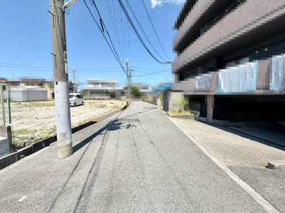【前面道路含む現地写真】 | 菩提　売土地　全６区画 | 【ご現地見学可能♪】 現地見学をご希望の際は是非、イエストアまでお問合せ下さい♪