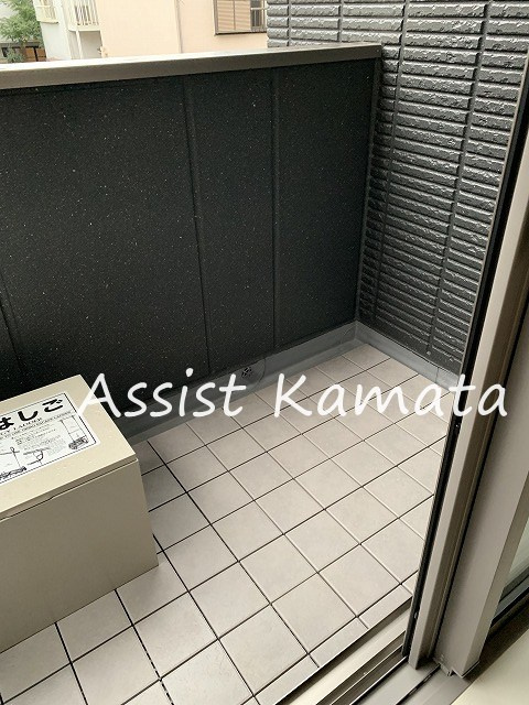 プレジールウエストのバルコニー