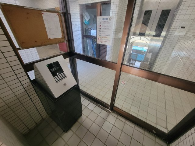 マンション長田11のロビー