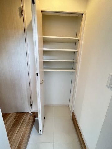モンテベルテの玄関