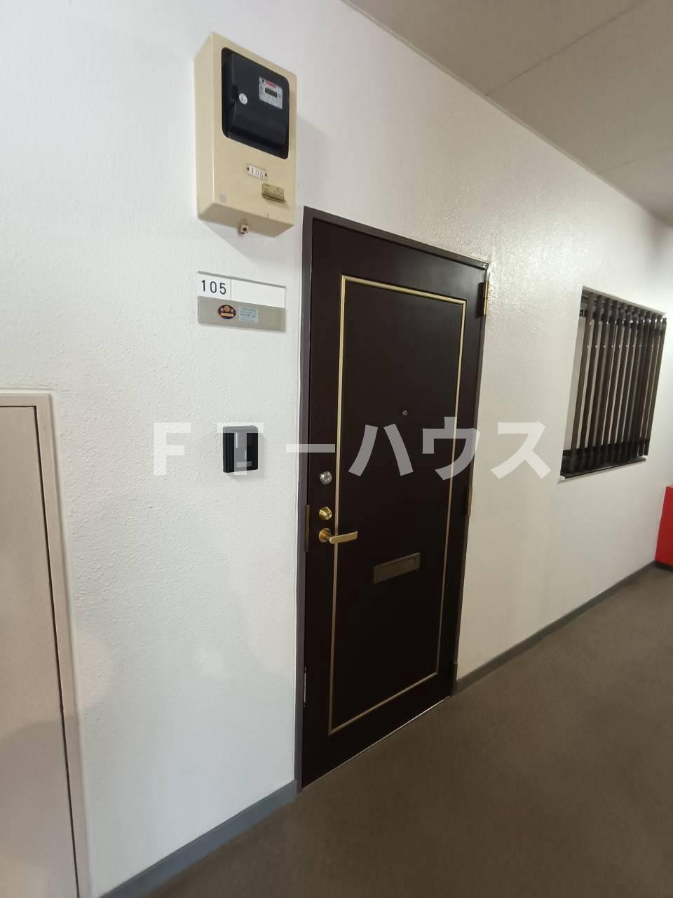 ハイブリッジソシアの玄関