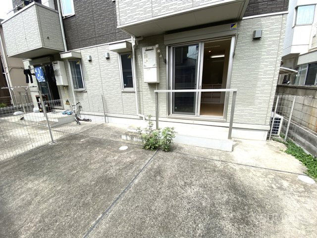 メゾンドソメイユの庭|テラスです☆彡