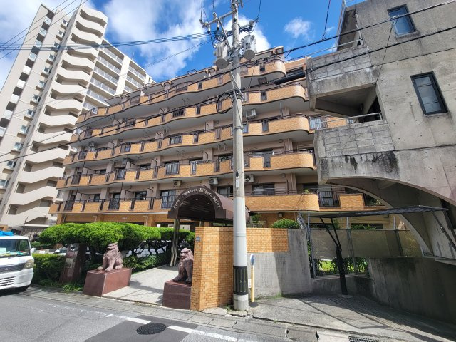 ライオンズマンション三原第2のエントランス