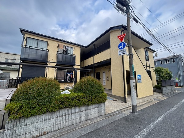 リベルテ中央の外観