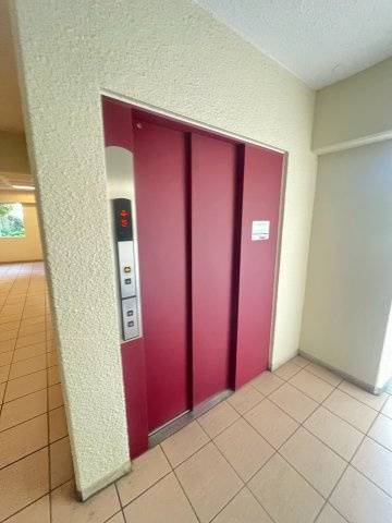 苦楽園レックスマンションの外観