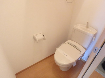 【トイレ】 | リタフラッツ | トイレです