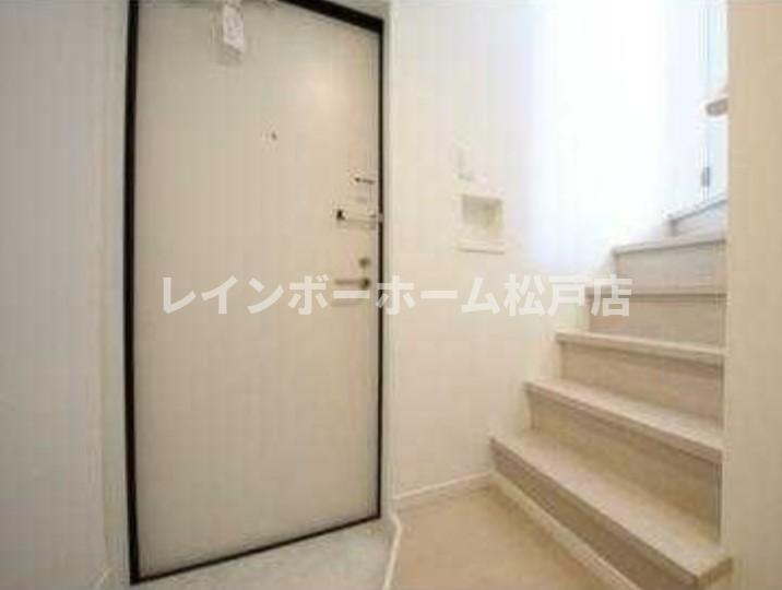ＣＢ八潮ルフィノの玄関