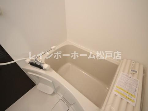 ＣＢ八潮ルフィノの浴室