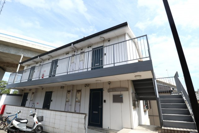 岡松ハイツの外観