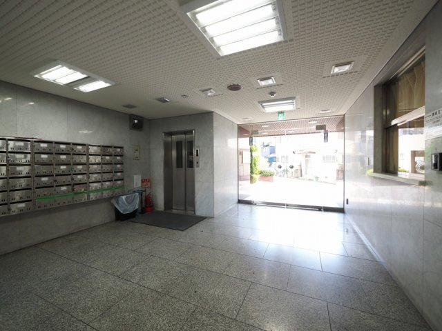 ＭＳＲ京橋のロビー
