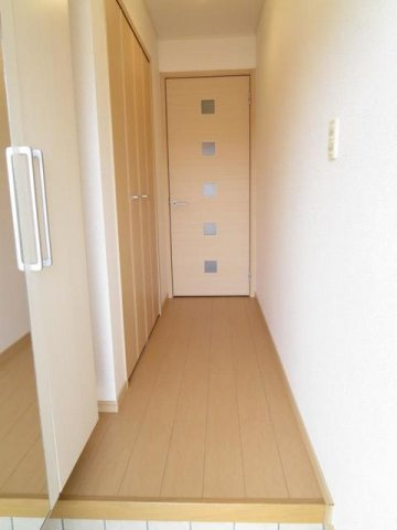 サニープレイスＢの玄関|きれいな玄関です