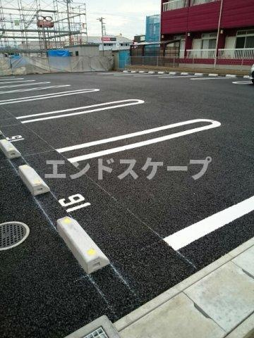 プラシード・Ｋの駐車場|高崎、前橋のお部屋探しはエンドスケープまで！お客様の理想お聞かせ下さい♪