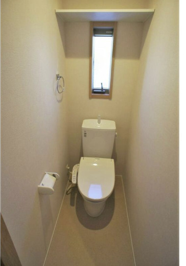 和田１丁目戸建のトイレ