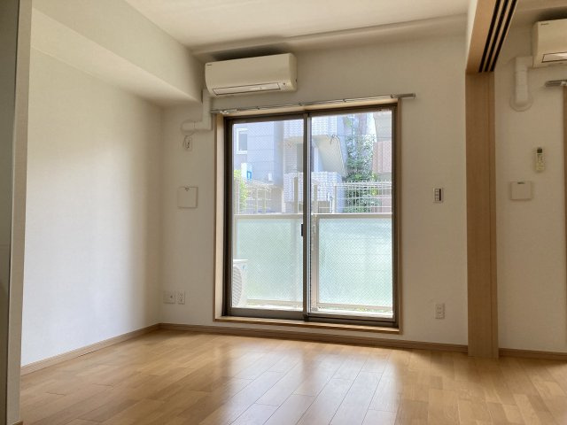 トレブライトの居間・リビング