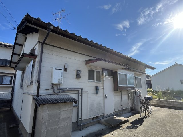 村上貸家の外観