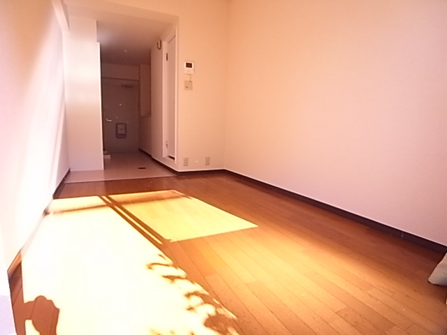 メゾン垂水の洋室