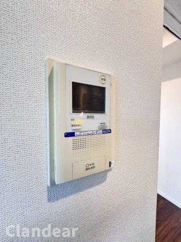 ライオンズガーデン西新井大師壱番館の防犯設備|ドキドキの新生活も、安心してスタート。ぴったりの住まいを見つけませんか？クランディアが一緒に住まい選びをサポートします‼　まずは、お気軽にお問合せください　＃クランディア