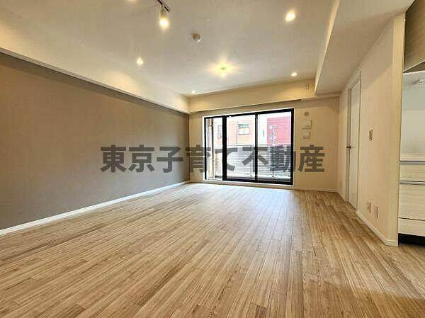 アスコットパーク上野の居間・リビング