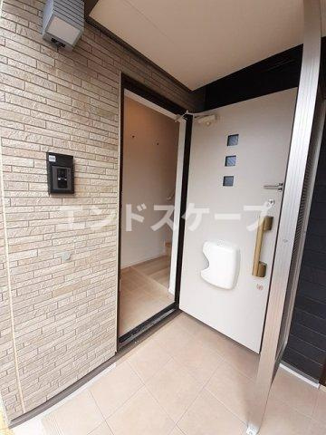 ルミナーレ　Ⅱの玄関|高崎、前橋のお部屋探しはエンドスケープまで！お客様の理想お聞かせ下さい♪