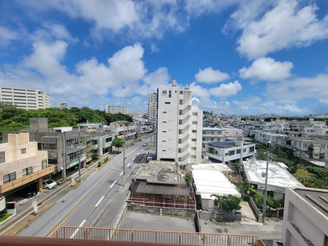 ライオンズマンション首里の展望