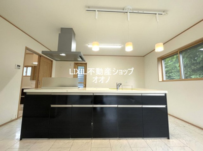 【キッチン】 | 羽生市下川崎　中古住宅 | ダイニング側