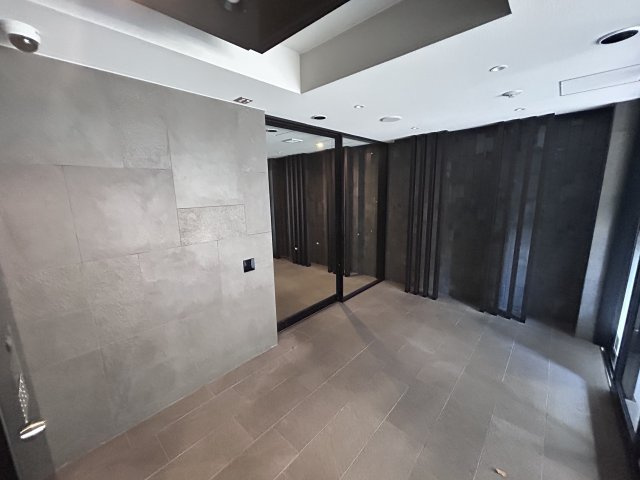 オープンレジデンシア名古屋栄estのロビー